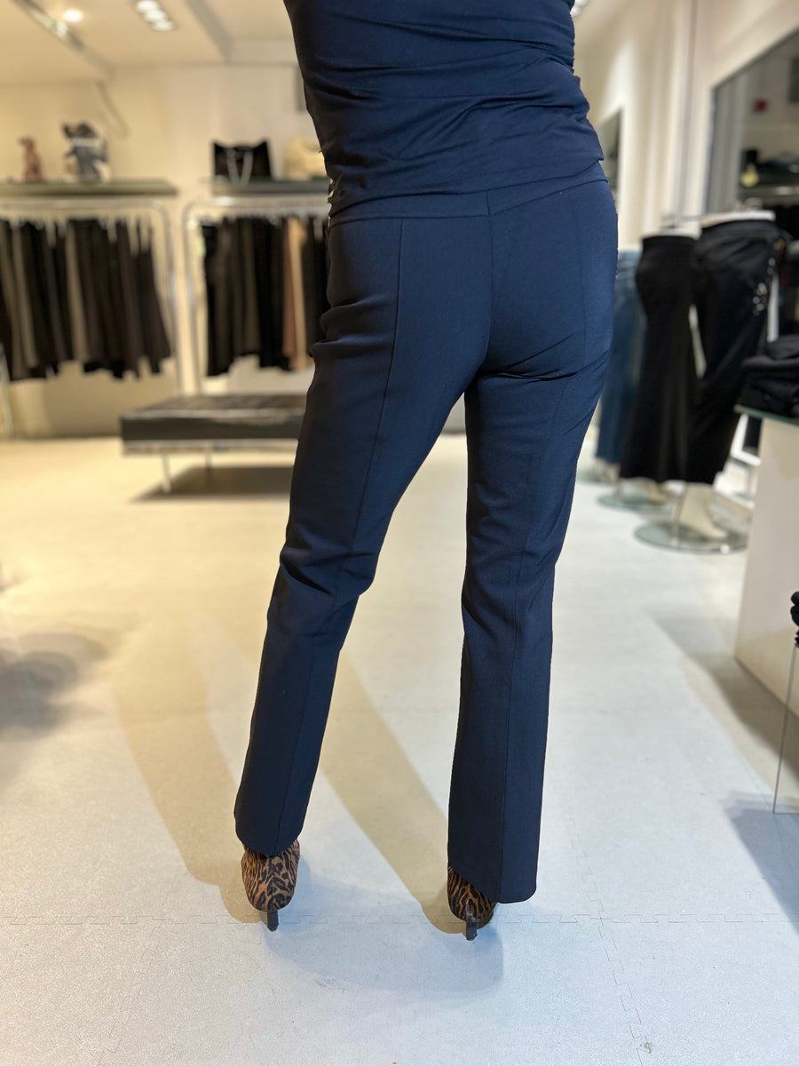 Cambio Farah patched pocket sort bukse i teknisk kvalitet med flare og ...